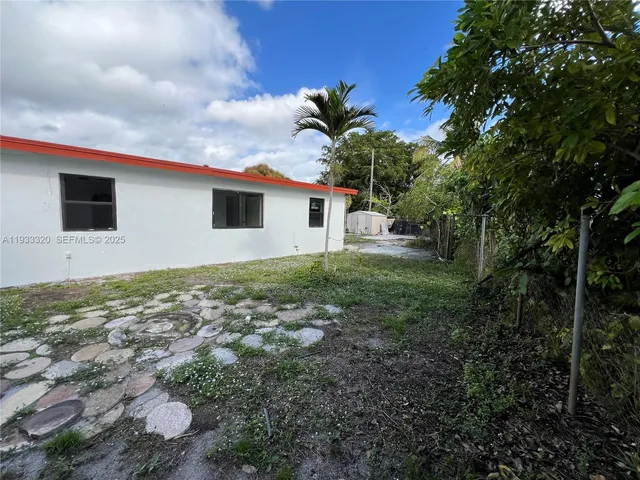 $3,500 | 1763 Lauderdale Manor Drive, Fort Lauderdale, FL 33311
