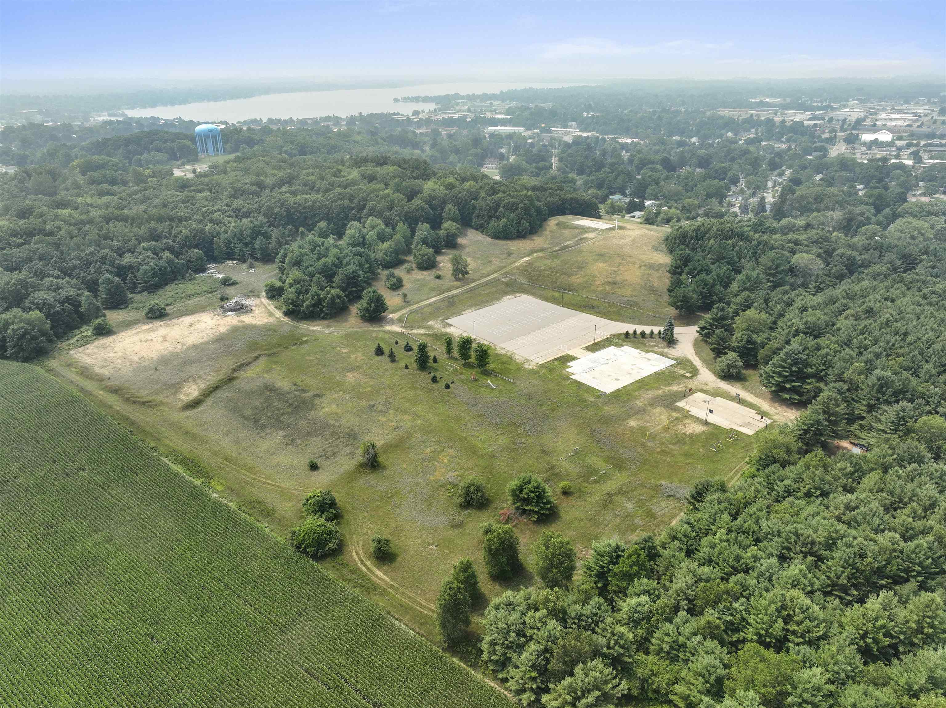 984 Plett Road Cadillac, MI 49601 - Photo 3 of 34