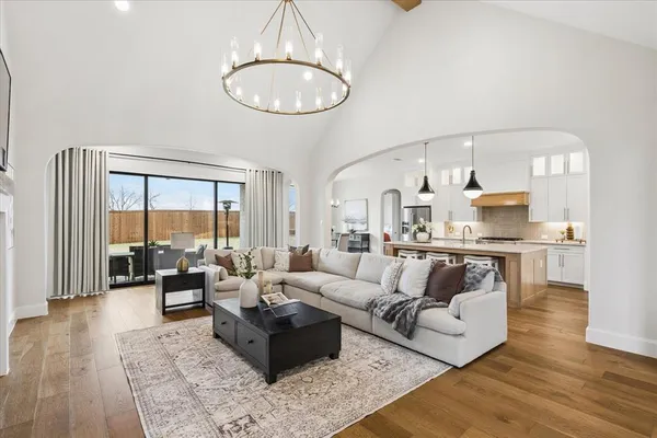 $975,000 | 7412 Black Bear Lane, Argyle, TX 76226