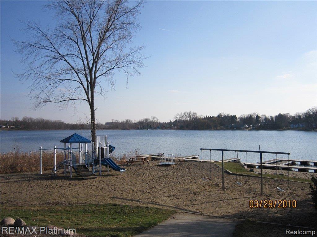 2749 Court Lane Howell, MI 48843 - Photo 23 of 25 court lane beach and park