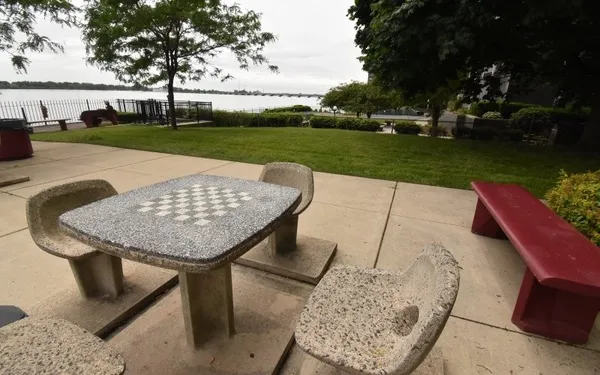 $786 | 8330 East Jefferson Avenue, Detroit, MI 48214