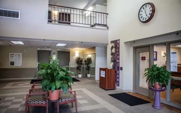 $786 | 8330 East Jefferson Avenue, Detroit, MI 48214