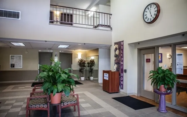 $786 | 8330 East Jefferson Avenue, Detroit, MI 48214