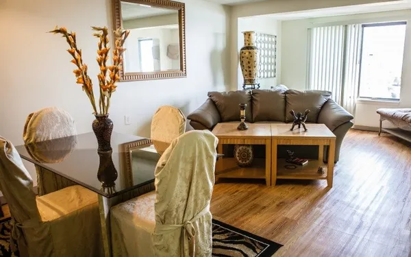 $786 | 8330 East Jefferson Avenue, Detroit, MI 48214