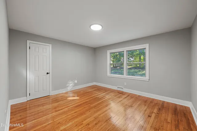 $369,000 | 106 Sampson Parkway, Pittsfield, MA 01201