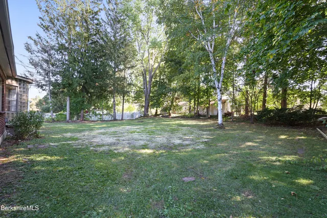 $369,000 | 106 Sampson Parkway, Pittsfield, MA 01201