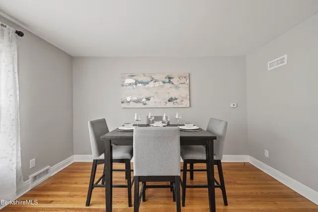 $369,000 | 106 Sampson Parkway, Pittsfield, MA 01201