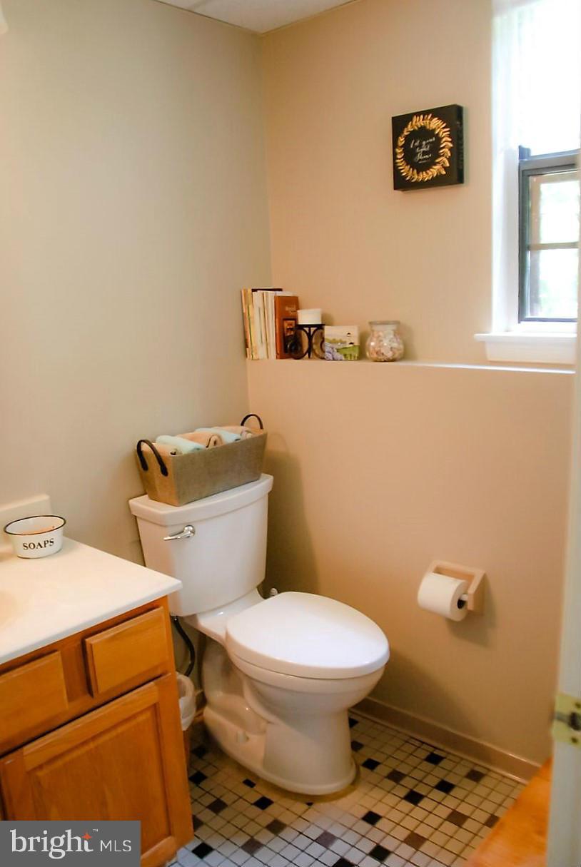 2205 Snydersburg Road Westminster, MD 21157 - Photo 20 of 29 Bath