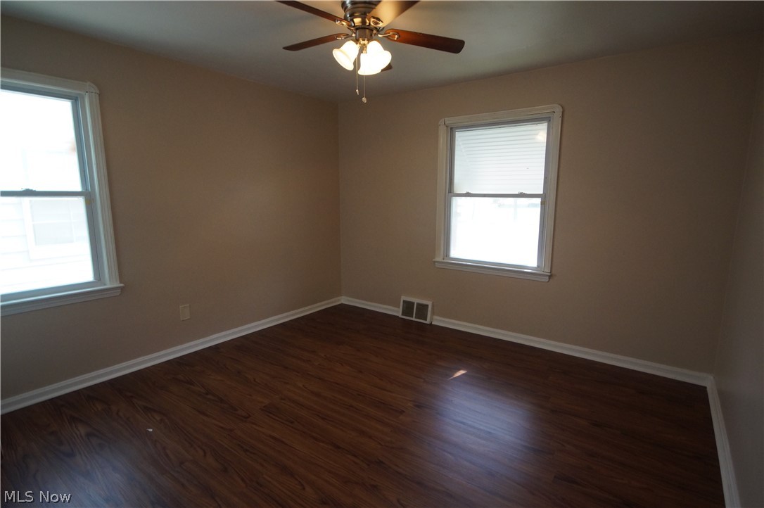 15713 Rockside Road Maple Heights, OH 44137 - Photo 5 of 11