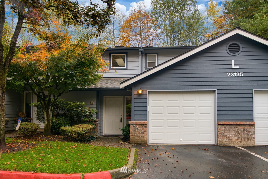 23135 15th Avenue Southeast, Unit L2 Bothell, WA 98021 - Photo 1 of 20