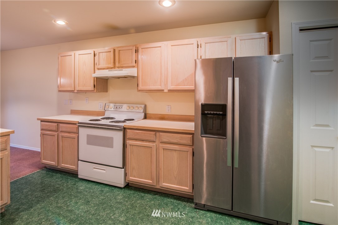 23135 15th Avenue Southeast, Unit L2 Bothell, WA 98021 - Photo 8 of 20