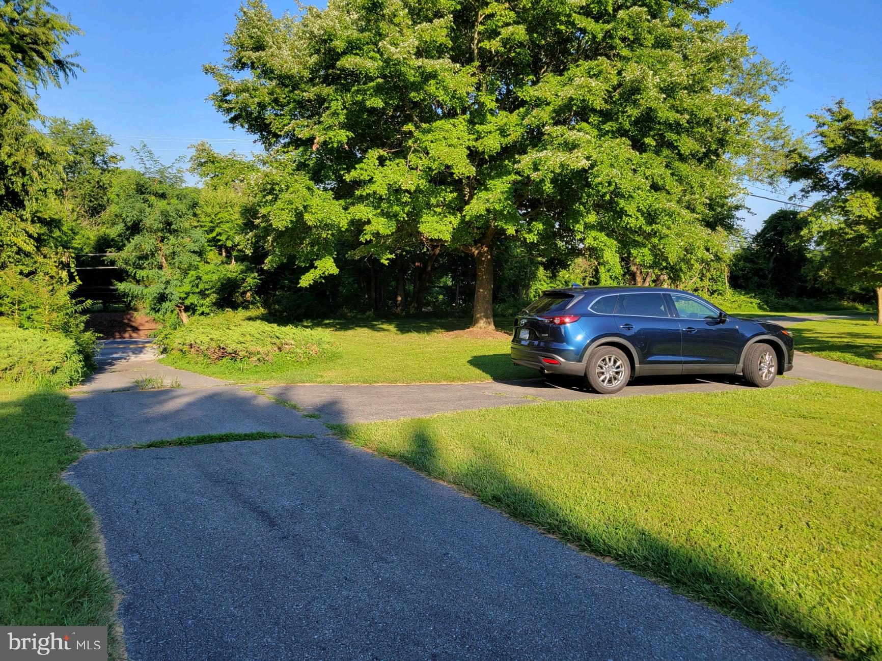4570 Ten Oaks Road Dayton, MD 21036 - Photo 4 of 5 Gallery Image 4
