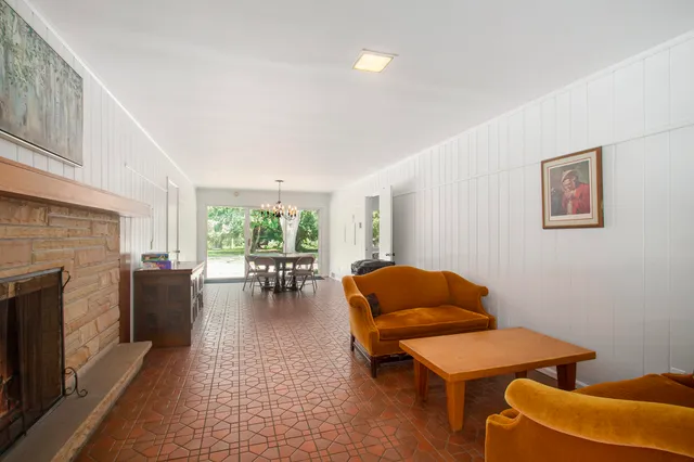 $599,000 | 26841 Dutch Settlement Street, Dowagiac, MI 49047