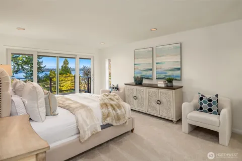 $2,288,000 | 4701 84th Avenue Southeast, Mercer Island, WA 98040