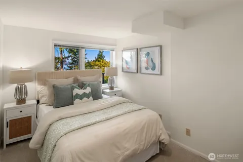 $2,288,000 | 4701 84th Avenue Southeast, Mercer Island, WA 98040