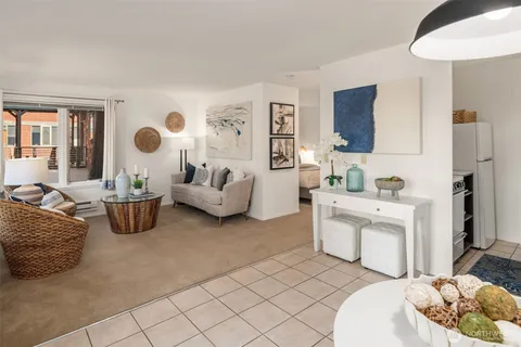 $2,288,000 | 4701 84th Avenue Southeast, Mercer Island, WA 98040