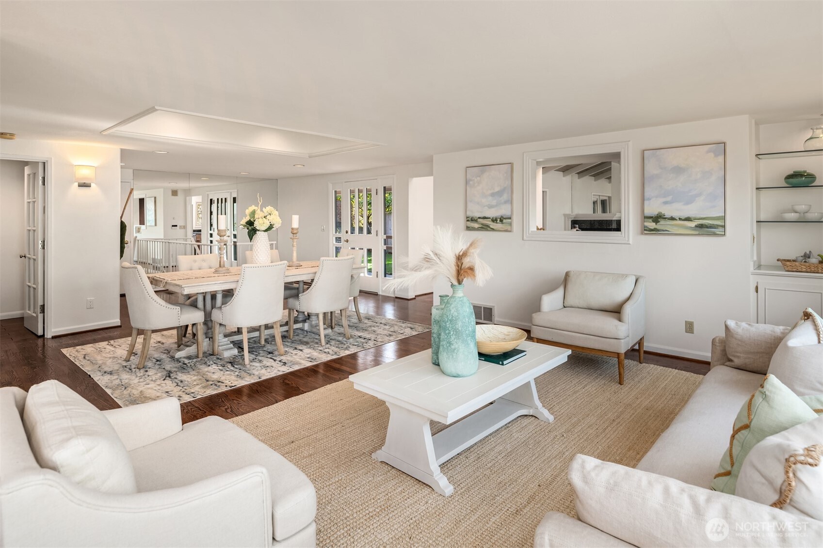 4701 84th Avenue Southeast Mercer Island, WA 98040 - Photo 7 of 40