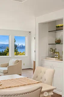 $2,288,000 | 4701 84th Avenue Southeast, Mercer Island, WA 98040