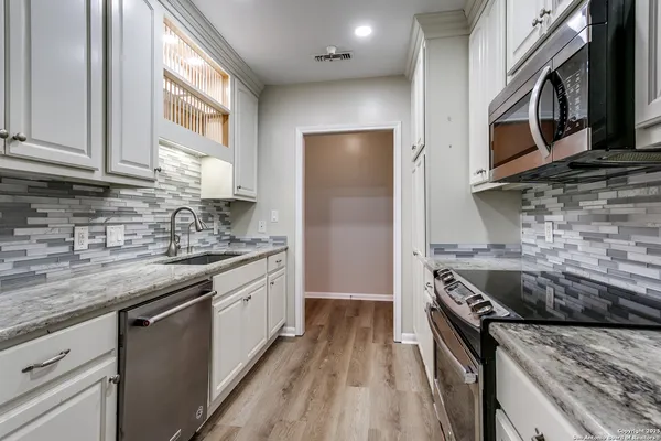 $117,000 | 1 Towers Park Lane, Unit 717, San Antonio, TX 78209