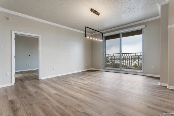 $117,000 | 1 Towers Park Lane, Unit 717, San Antonio, TX 78209
