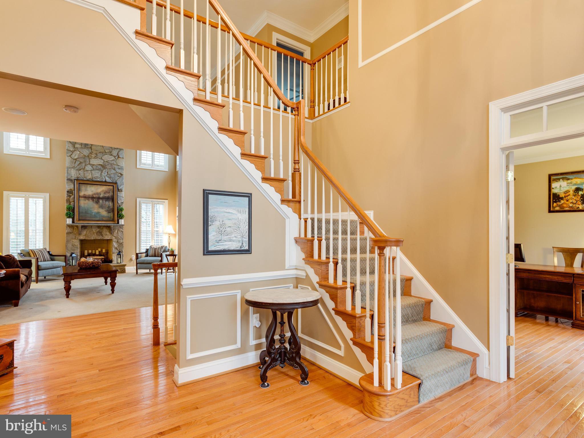 4013 Laurel Road Alexandria, VA 22309 - Photo 2 of 30 a view of entryway and hall with wooden floor