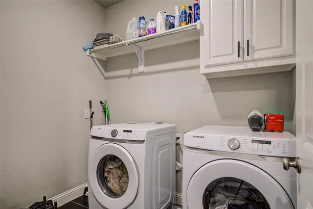 $759,000 | 1071 Cabinside Drive, Roanoke, TX 76262