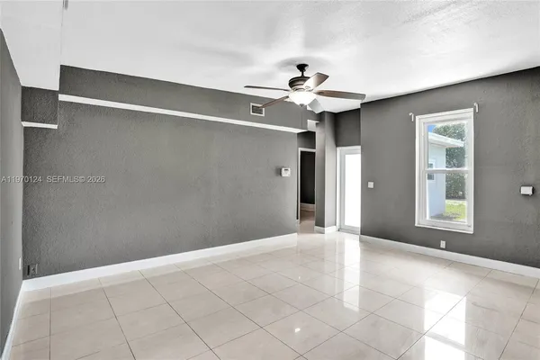 $3,950 | 335 Northwest 109th Street, Miami, FL 33168