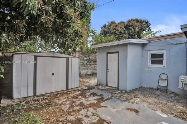 $3,950 | 335 Northwest 109th Street, Miami, FL 33168
