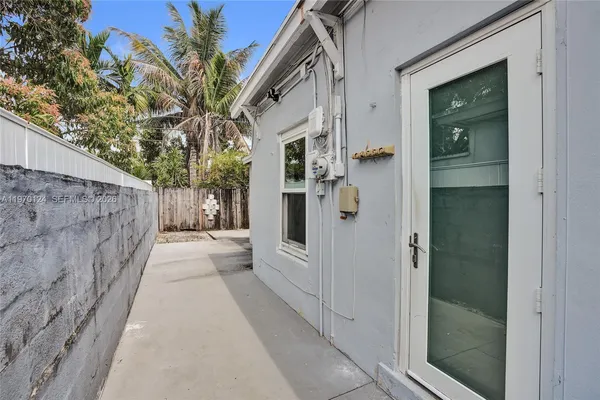 $3,950 | 335 Northwest 109th Street, Miami, FL 33168