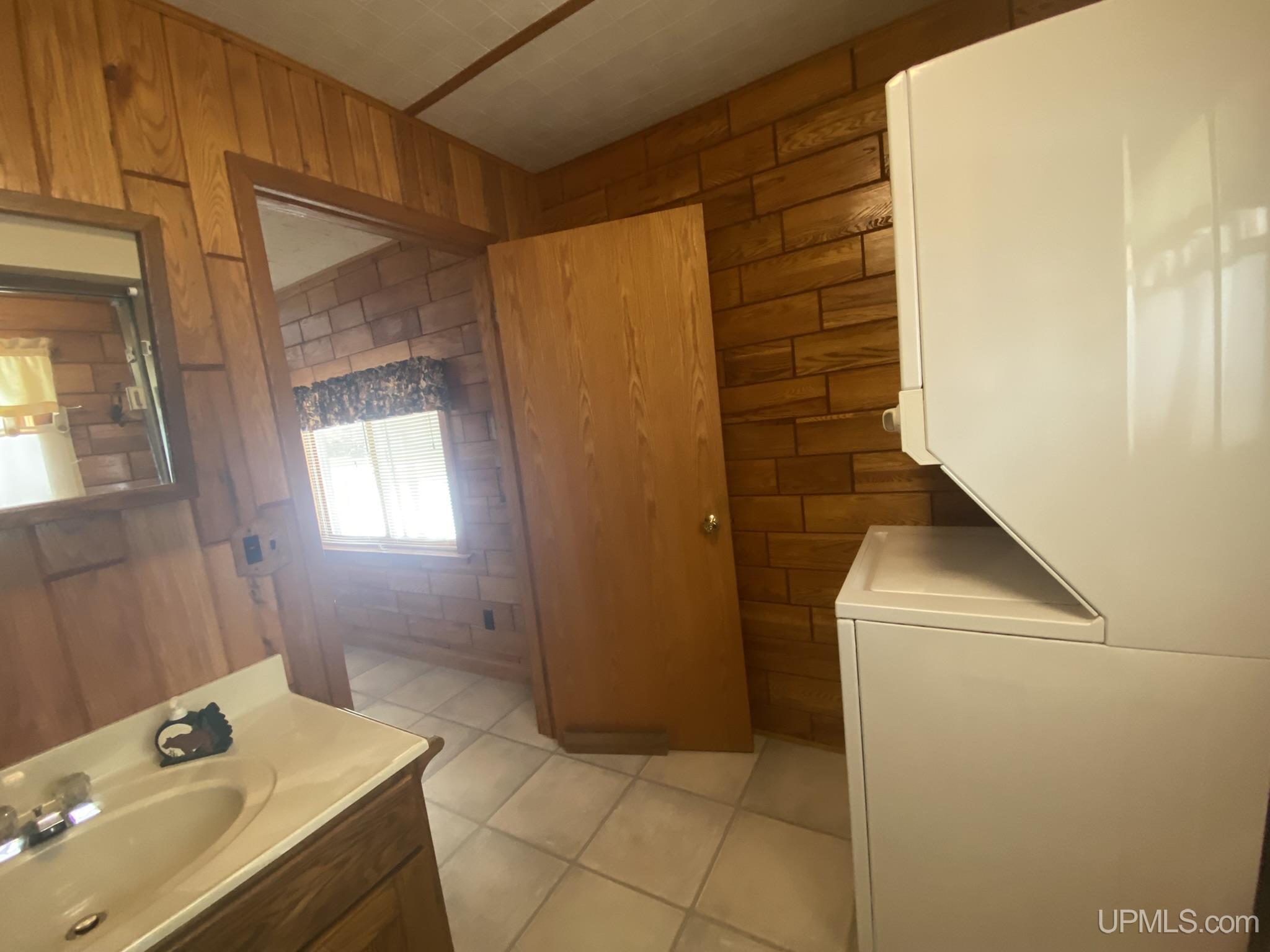 W3014 Oman Road Felch, MI 49831 - Photo 8 of 17 Gallery Image 8