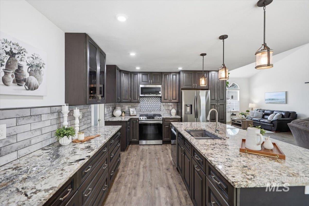 2441 North Snow Goose Way Meridian, ID 83646 - Photo 17 of 50