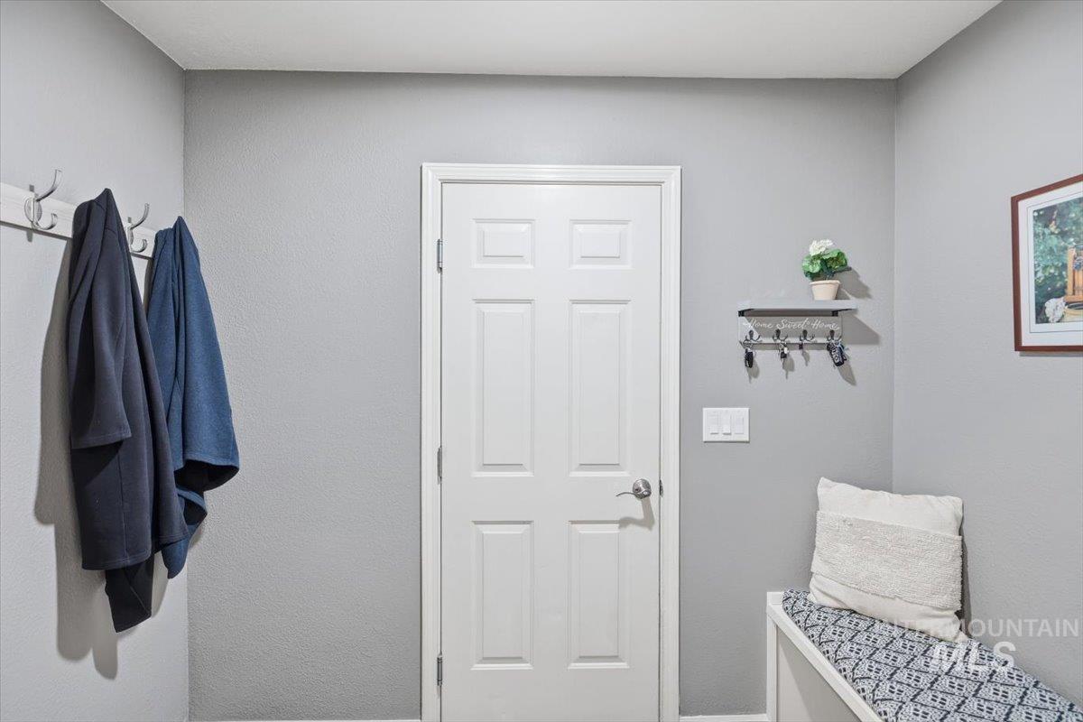 2441 North Snow Goose Way Meridian, ID 83646 - Photo 34 of 50