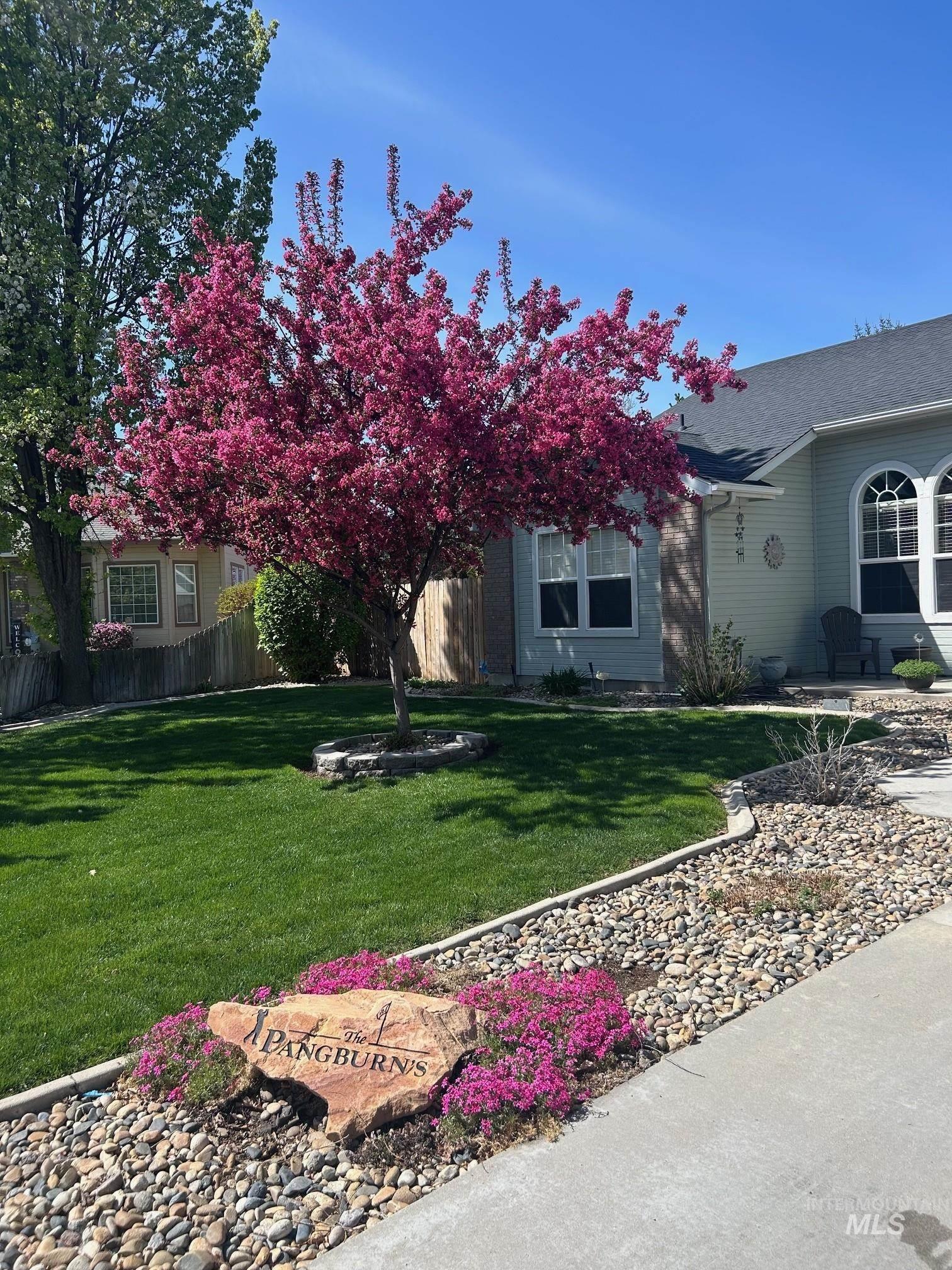 2441 North Snow Goose Way Meridian, ID 83646 - Photo 4 of 50