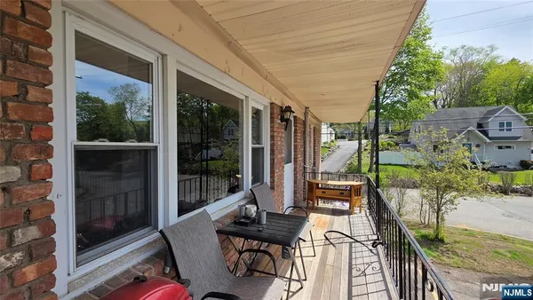 $2,350 | 16 Belmont Avenue, Unit 8, Wanaque, NJ 07465