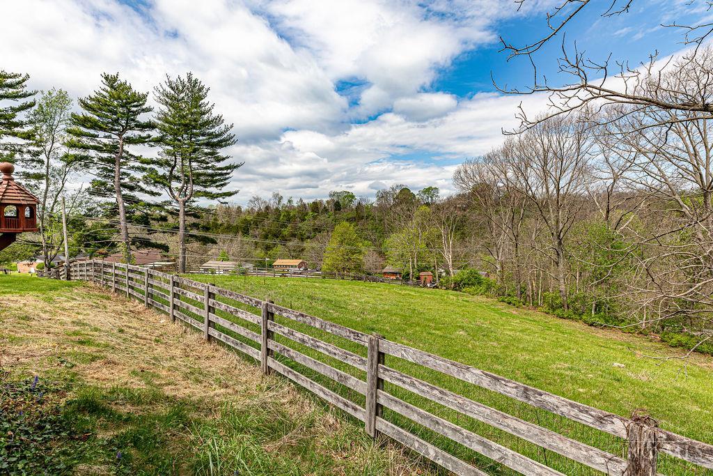 6700 Gaines Road Cincinnati, OH 45247 - Photo 51 of 57