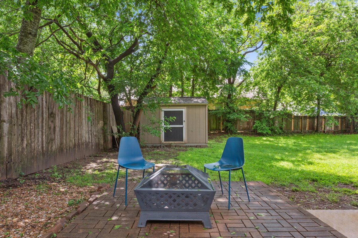 804 Ash Street Georgetown, TX 78626 - Photo 31 of 38