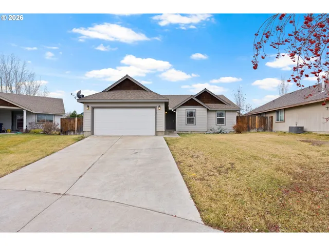 $450,000 | 1151 Northwest 21st Place, Redmond, OR 97756