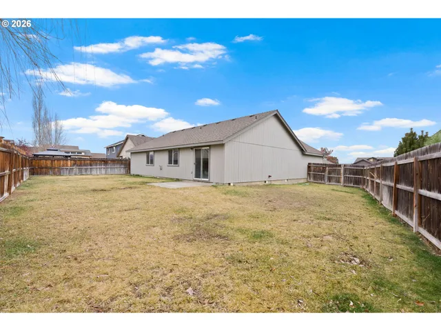 $450,000 | 1151 Northwest 21st Place, Redmond, OR 97756