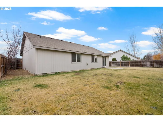 $450,000 | 1151 Northwest 21st Place, Redmond, OR 97756