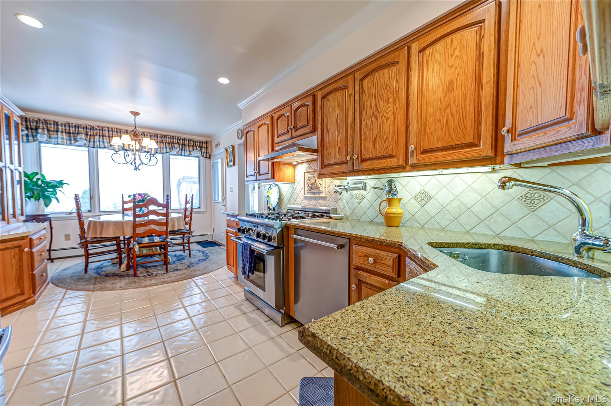 32 Dressler Road Greenlawn, NY 11740 - Photo 13 of 44