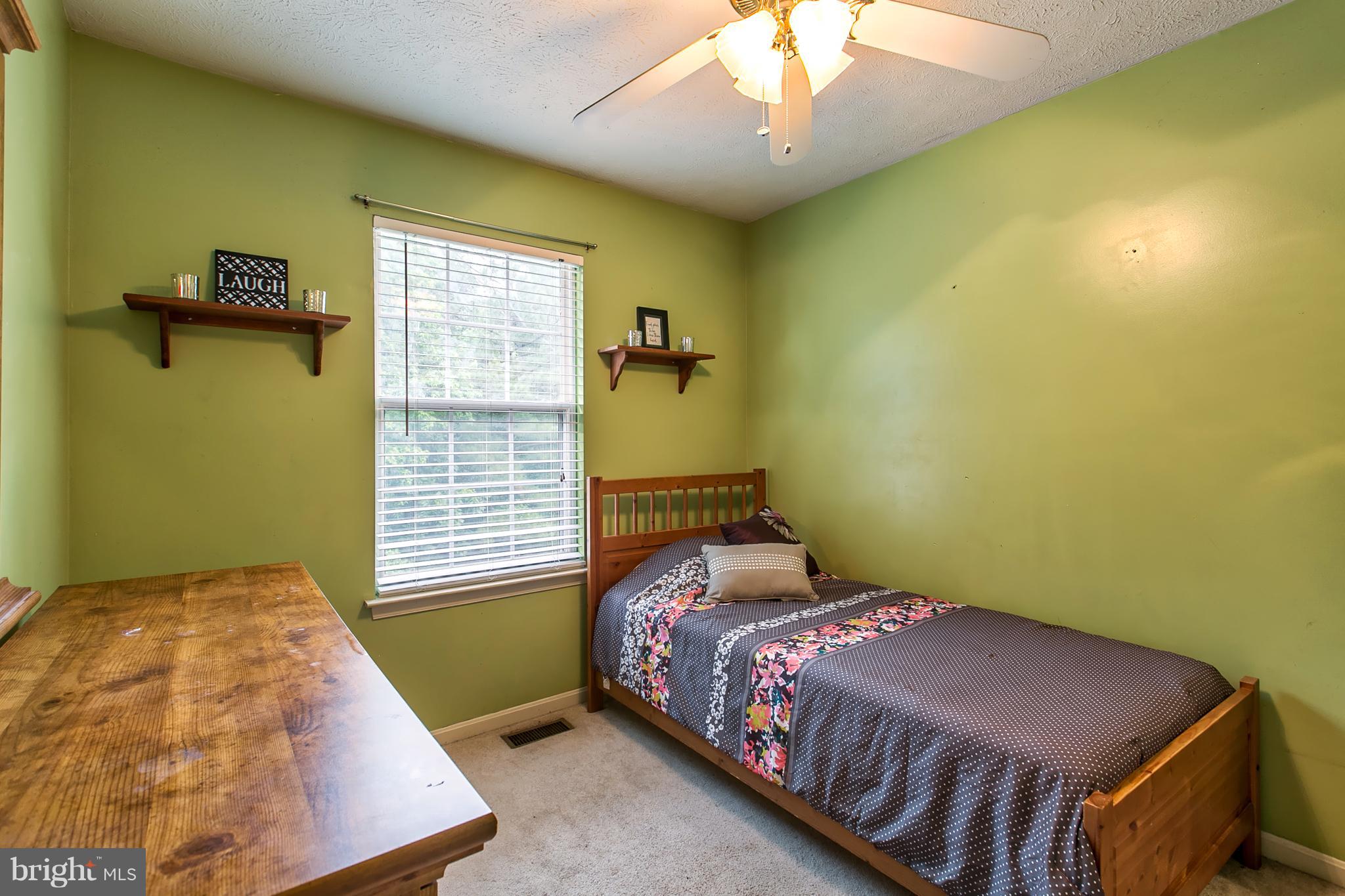 9327 Ridings Way Laurel, MD 20723 - Photo 21 of 30 Bedroom 3