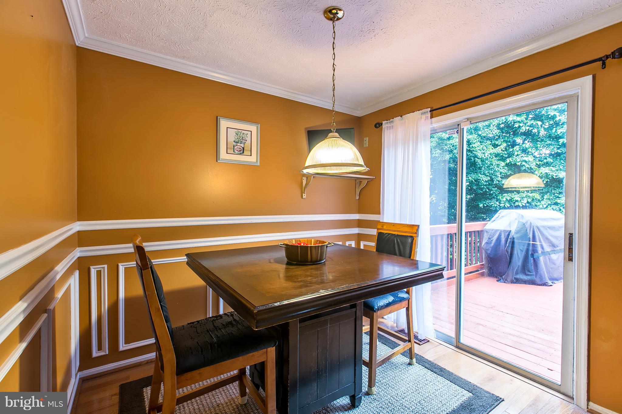 9327 Ridings Way Laurel, MD 20723 - Photo 6 of 30 Interior (General)