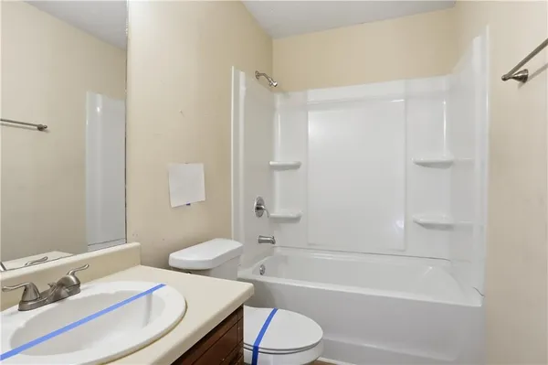 $166,000 | 2707 Peggy Sue Lane, Morrow, GA 30260