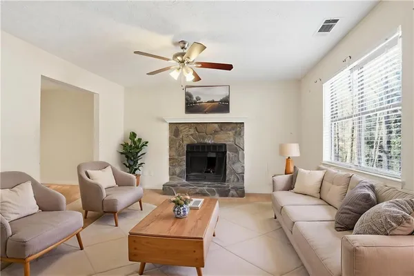 $166,000 | 2707 Peggy Sue Lane, Morrow, GA 30260