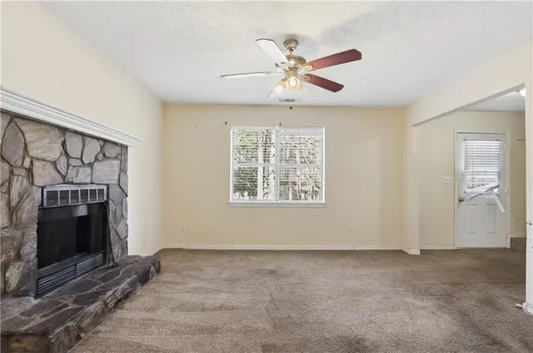 $166,000 | 2707 Peggy Sue Lane, Morrow, GA 30260