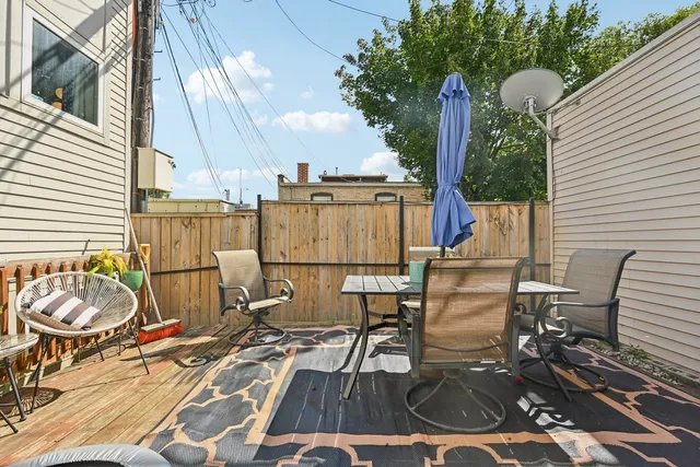 $779,000 | 1214 North Rockwell Street, Chicago, IL 60622