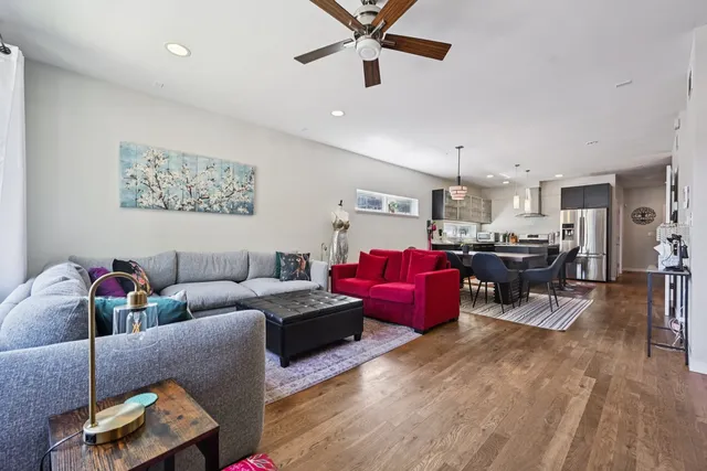 $779,000 | 1214 North Rockwell Street, Chicago, IL 60622