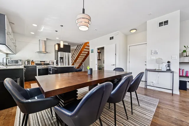 $779,000 | 1214 North Rockwell Street, Chicago, IL 60622