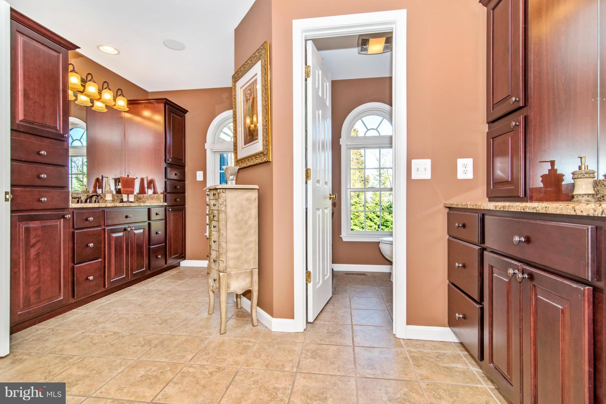 11230 Hessong Bridge Road Thurmont, MD 21788 - Photo 17 of 30 Bath (Master)