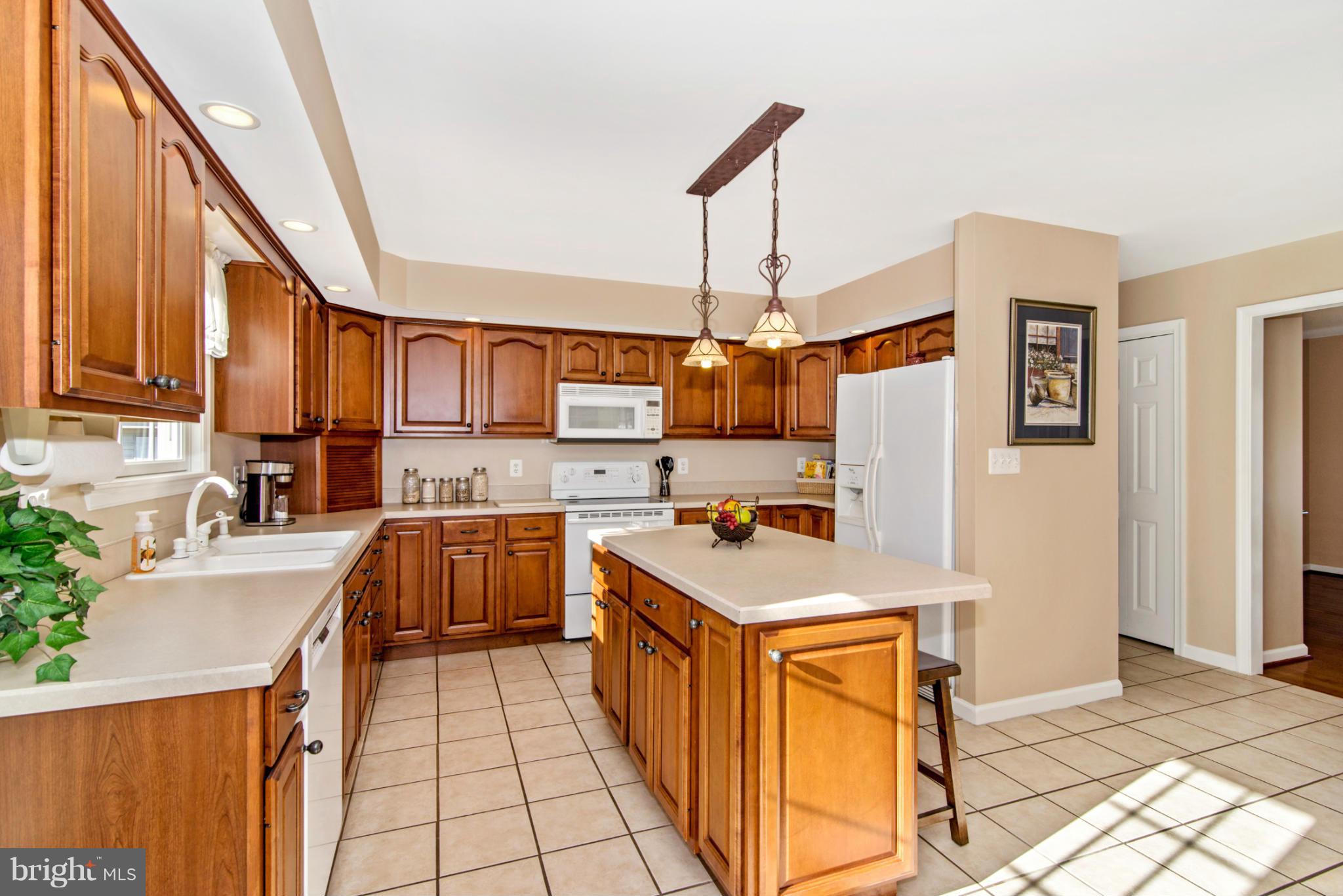 11230 Hessong Bridge Road Thurmont, MD 21788 - Photo 8 of 30 Kitchen
